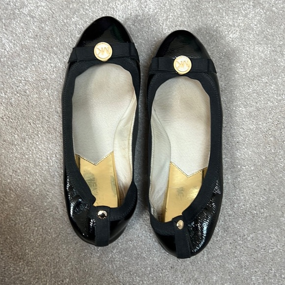 Michael kors flats size 8 - Picture 1 of 2